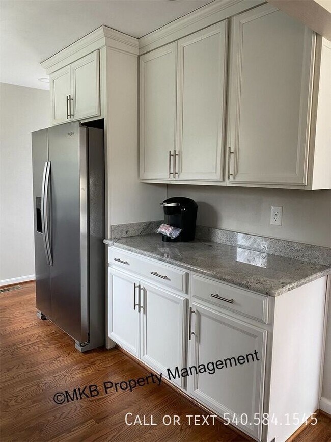 Photo - 3481 Richards Blvd