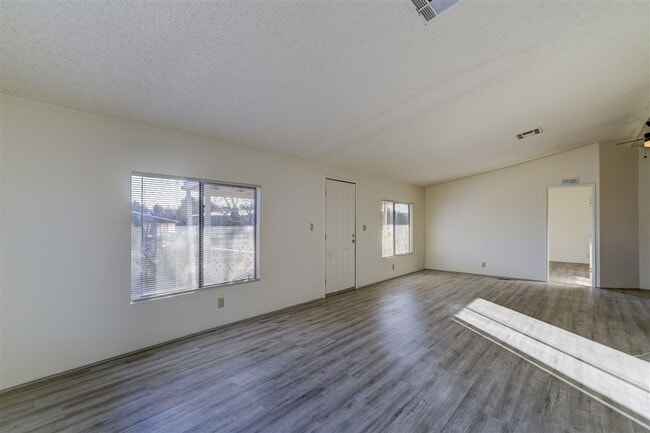 Photo - 2 Bedroom, 2 Bath Home Close to Willow Lake in Prescott