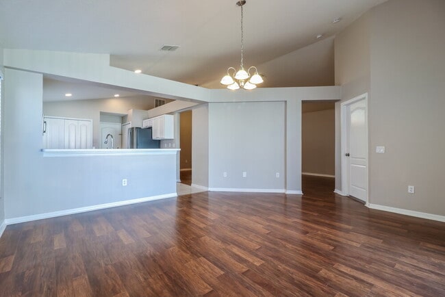 Photo - 25802 Bloomsbury Ct