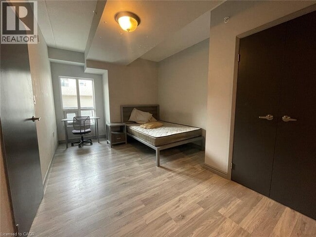 Photo - 275 Larch St Unité A504