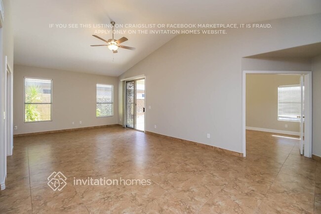 Photo - 9827 Olla Ave