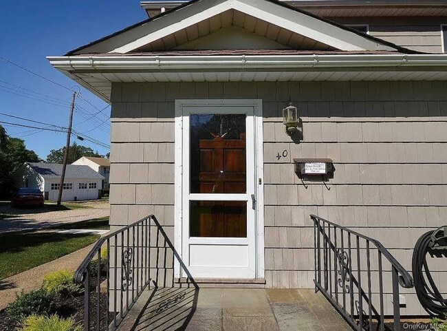 Photo - 40 Perry Ave