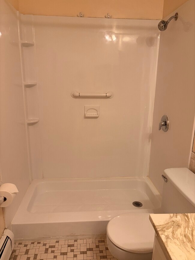 Photo - 2700 Oxford St N Unit Roseville Condo