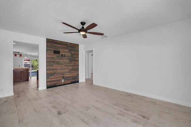 Photo - Beautiful home in quiet neighborhood