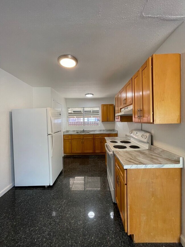 Photo - 84-1111 Lahaina St A1