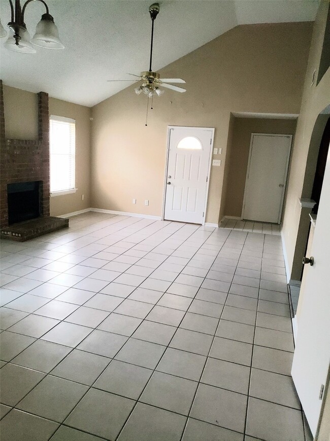 Photo - 11519 Highland Meadow Dr