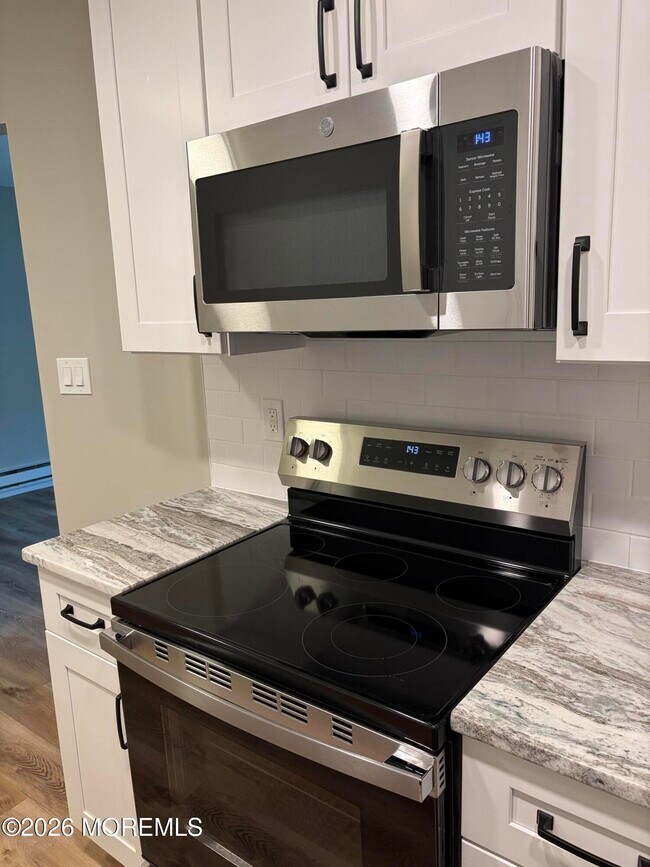 Photo - 204 Covered Bridge Blvd