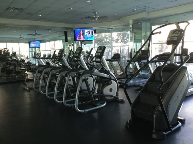 Photo - 38 E Serene Ave Unidad 101