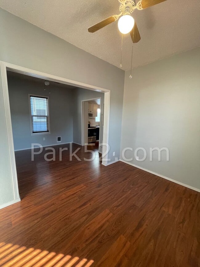 Photo - 3 Bedroom Tacoma Single Family Home- Pet Friendly!