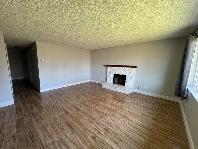 Photo - 411 N 55th St