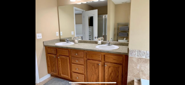 Photo - 209 Courthouse Ln