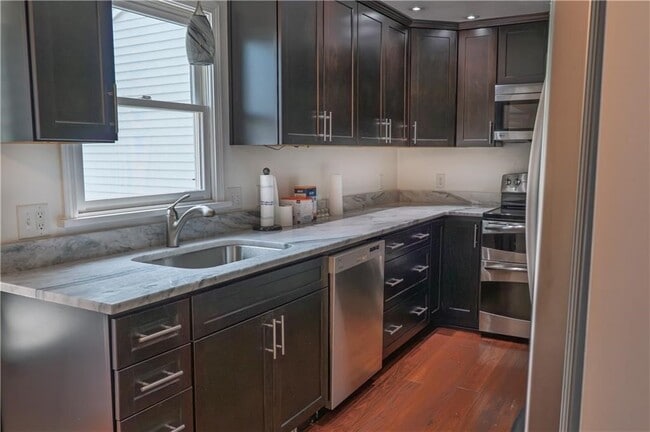 Photo - 217 Wycliff Dr