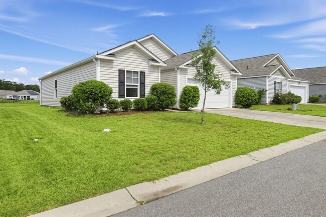 383 Spruce Pne Wy