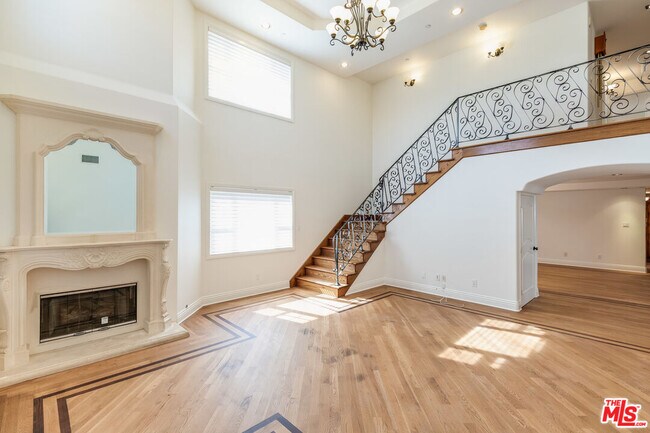 Photo - 10767 Oregon Ave