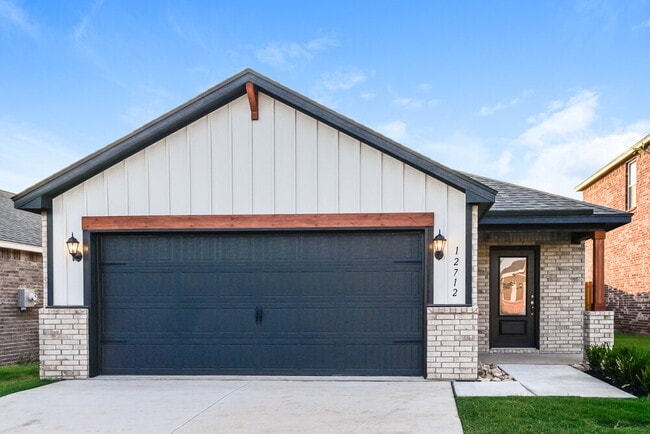 Building Photo - 12712 Carrara Ln