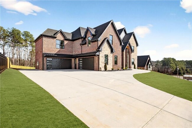 Photo - 405 Thunder Rd