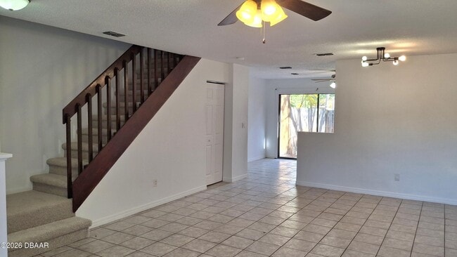 Photo - 196 W Sandalwood Ct