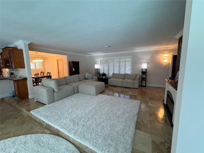 Photo - 13451 SW 74th Ave