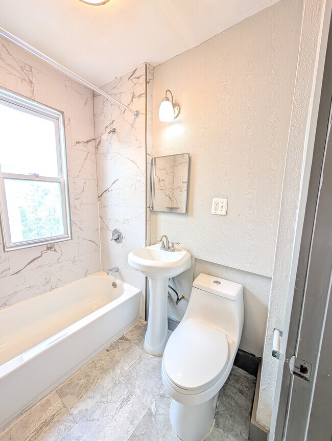 Photo - 2Bed 1 Bath