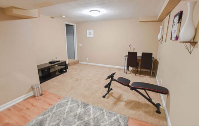 Photo - 2021 Windmeade Dr