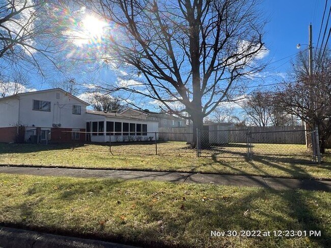 Photo - Walnut Bluff Split Level Home