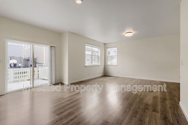 Photo - 2188 Fiadore Trl