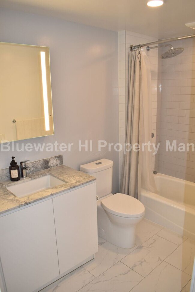 Photo - 987 Queen St Unit 506