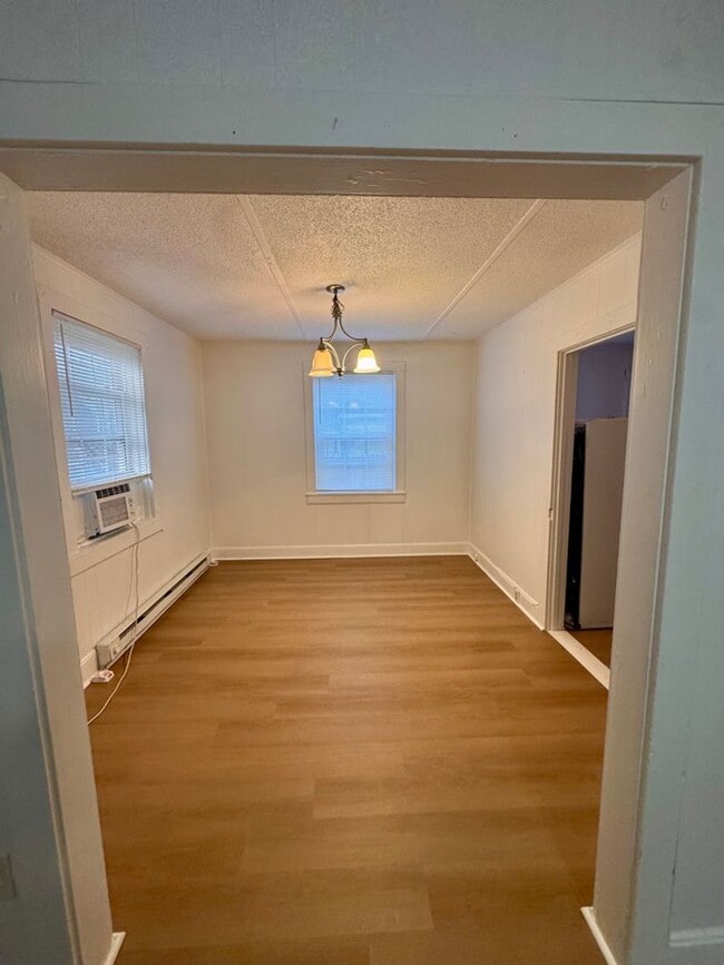 Photo - 1004-1006 Elliston Street Unit 1006 Elliston