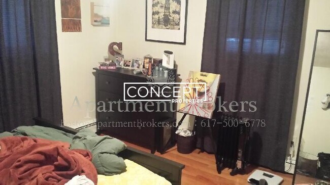 Photo - 357 Faneuil St Unidad 5