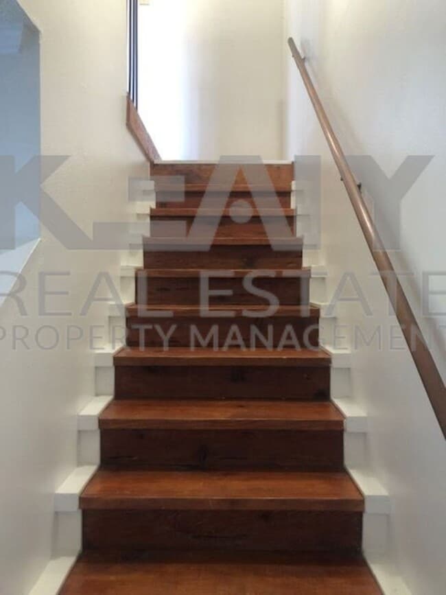 Photo - 407 Fox Run Ave Unidad 2