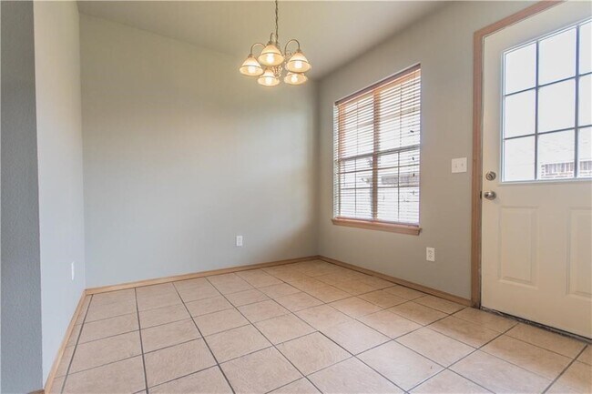 Photo - 2755 Carondolet St