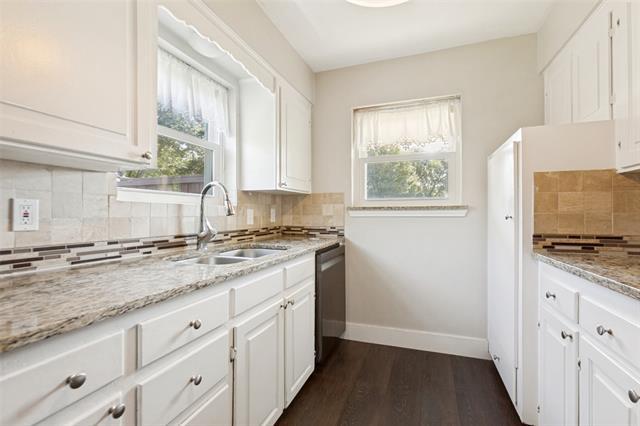 Photo - 3417 Kenwood Cir