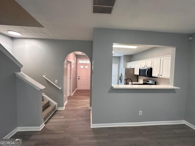 Photo - 2025 Austin Park Cir