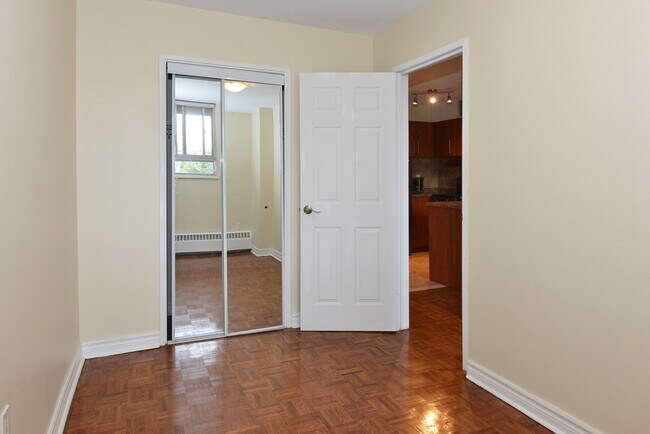 Photo - 230 Oak St Unit 1712