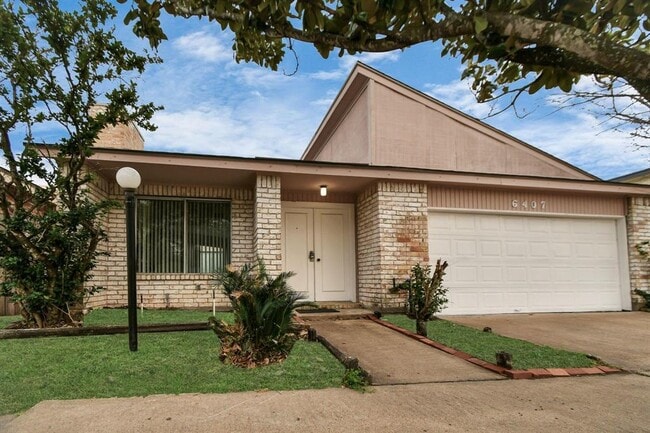 Photo - 6407 Briar Terrace Dr House