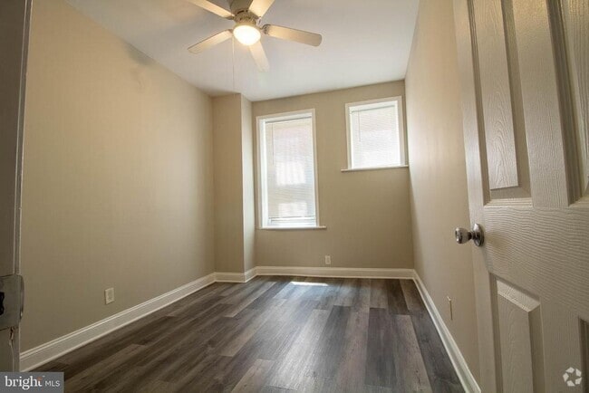 Building Photo - 711 N 63rd St Rental