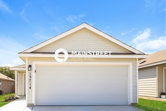 Building Photo - 3 Bedroom Pet-Friendly Home in San Antonio, TX with Main Street Renewal