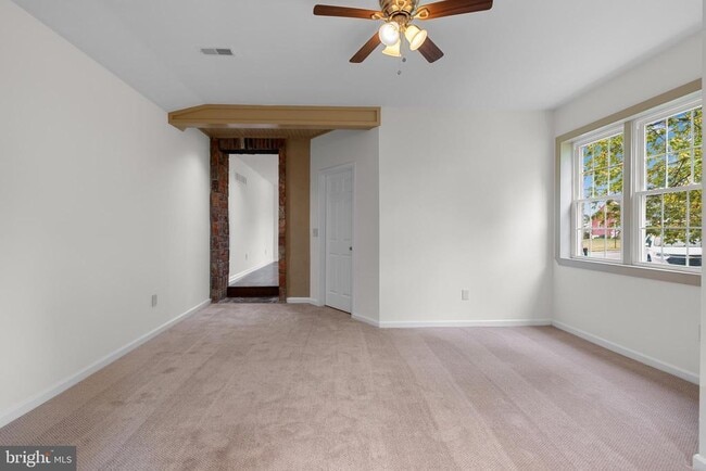 Photo - 2504 Swamp Pike