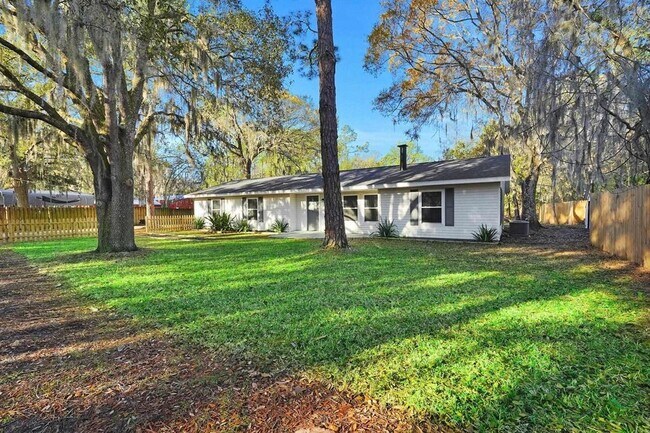 Photo - 855 S Holmes Blvd
