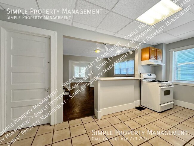 Photo - 813 California-