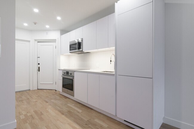 Photo - 2050 Av. Claremont Unité 7