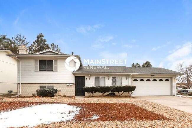 Building Photo - 3 Bedroom Pet-Friendly Home in AURORA, CO ...