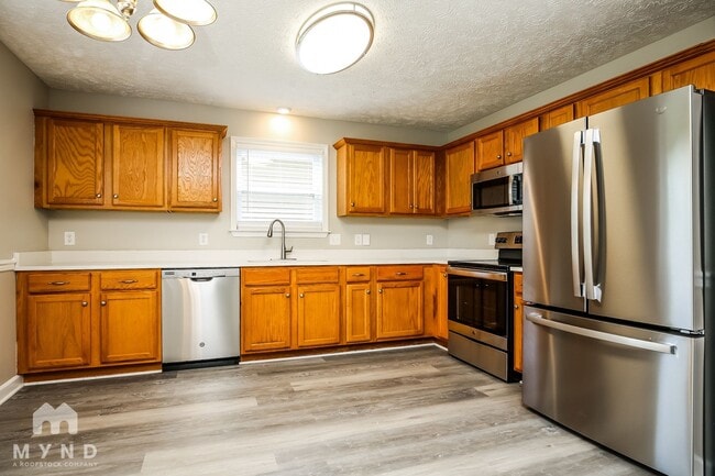Photo - 1634 Beaconcrest Cir