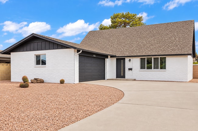 4112 S Grandview Ave Unit -
