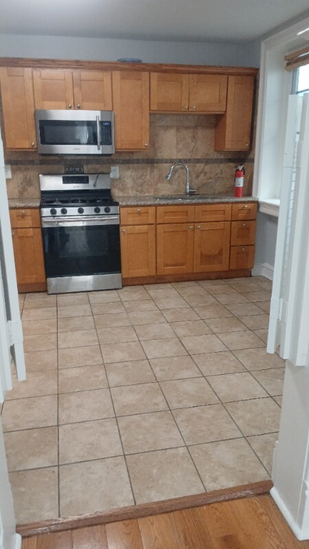 Photo - 523 W Nedro Ave