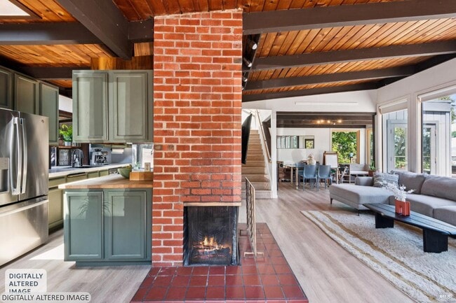 Photo - 4350 Paradise Dr