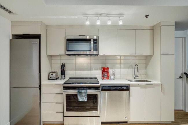 Photo - 1020 Rue de Bleury Unit SI ID1353844P