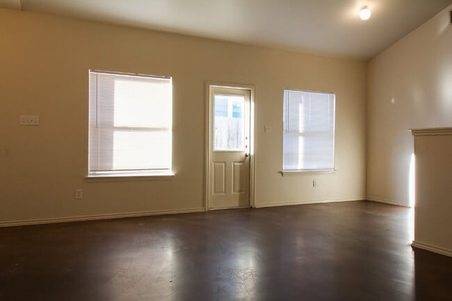 Photo - 7219 Golf Way Unit 1