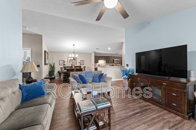 Photo - 8921 Hunters Creek Dr Unit 312