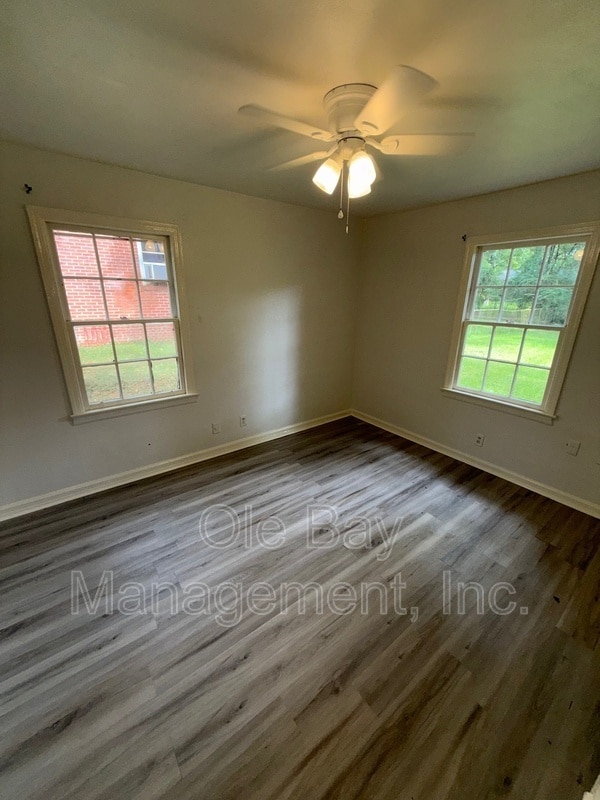 Photo - 2207 Webb Ave